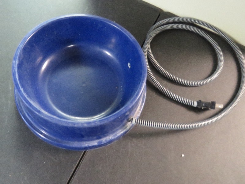 heated water bowl