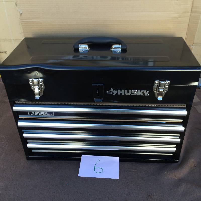 lot 6 image: Husky Mechanics Tool Set with Steel Storage Chest