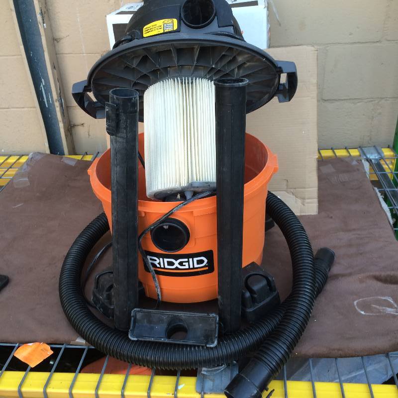 lot 22 image: Ridgid 6 Gal. WetDry Vacuum Model # WD0670 in like New working conditions