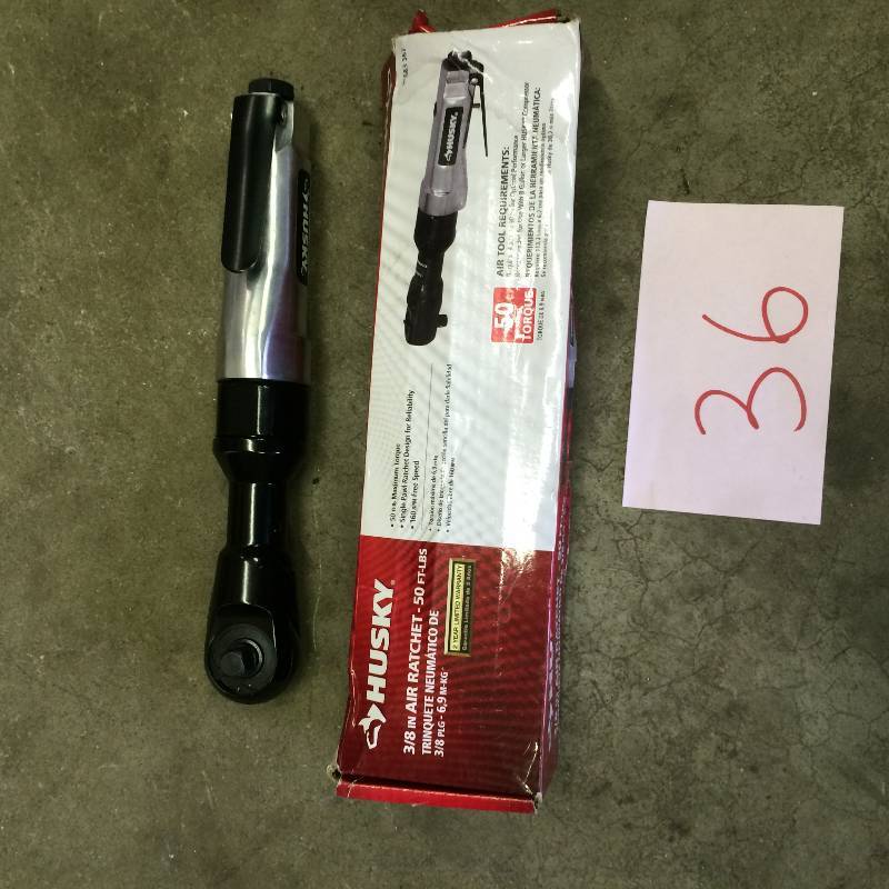 lot 36 image: Husky 38 in. Ratchet Wrench 50 ft. lbs. Model # H4110 in Like New conditions