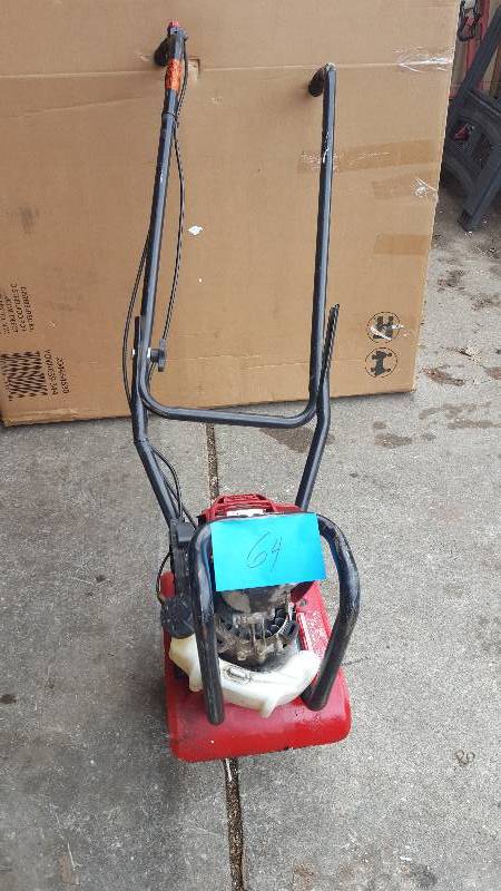 lot 64 image: Gas Tiller for Parts only
