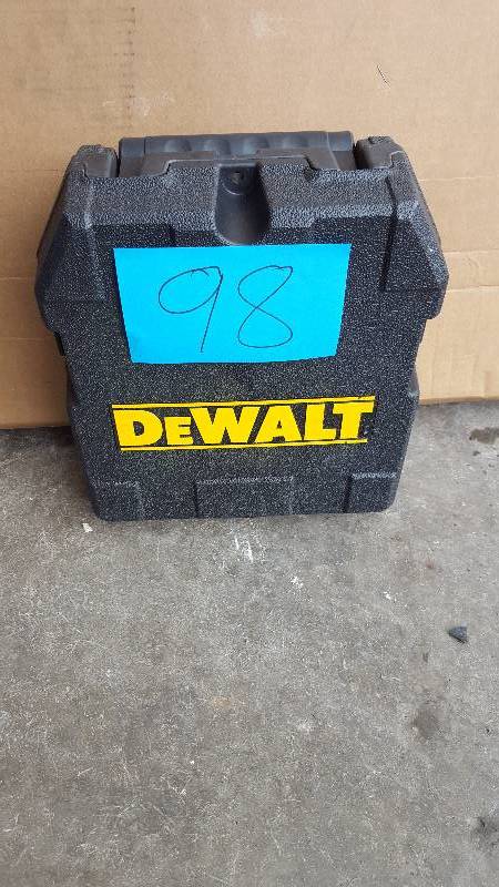 lot 98 image: Dewalt Laser Level