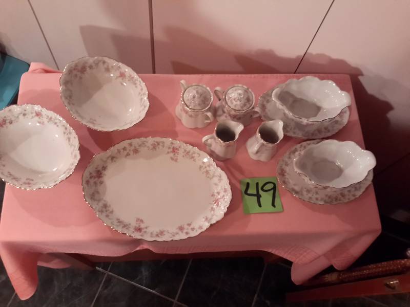 Hutschenreuther, Bavaria Germany.. Pattern No.. 7658.. Racine Pink Flowers Gray Scrolls.  From 1950s