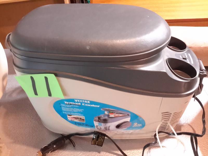 Vector Travel Cooler, Looks to be new and never used
