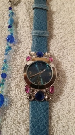 SnS Auctions # 217 Household jewelry consignment.