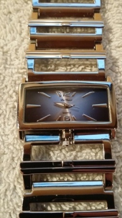 SnS Auctions # 217 Household jewelry consignment.