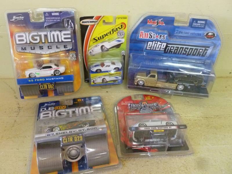 New Die Cast Metal Cars