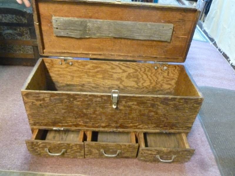 Carpenters Trunk