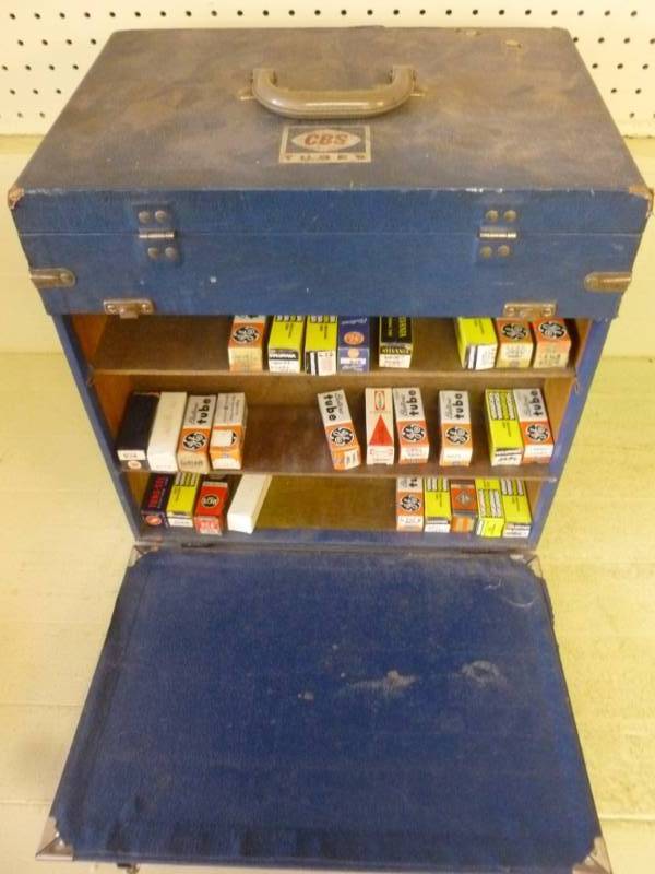 Vintage Radio Tube Case