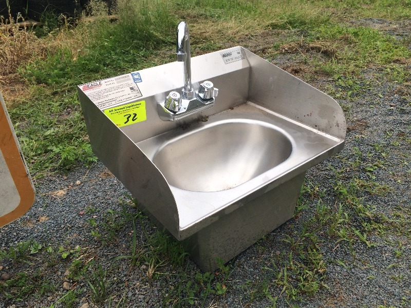 lot 32 image: Stainless Steel NSF hand sink. Still in very good condition