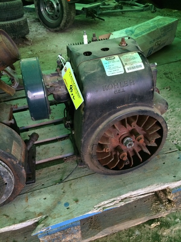 lot 90 image: (1) Briggs & Stratton  16hp est. & Kolar 12 hp motorengines   Both turn over but will need some work