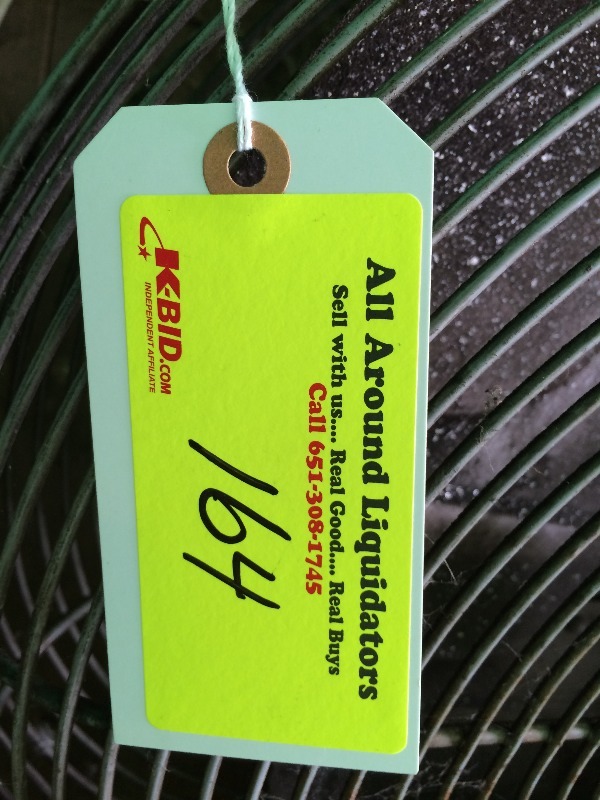 lot 164 image: 24 Circulating Fan 115v - works