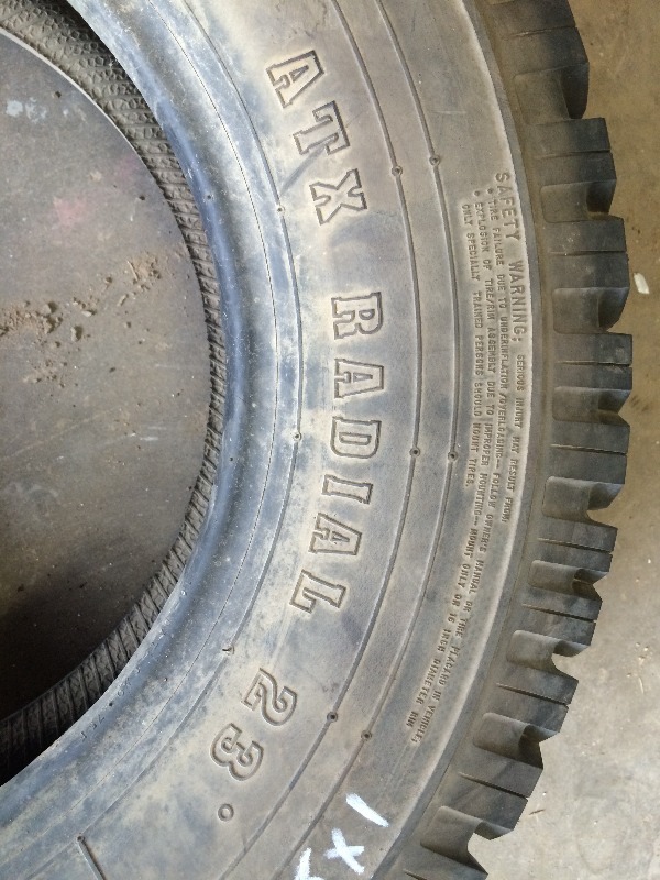 lot 205 image: Firestone LT225-75R16 Tire (1)
