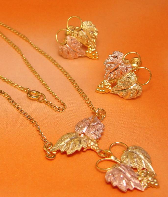 10K Black Hills Gold SET