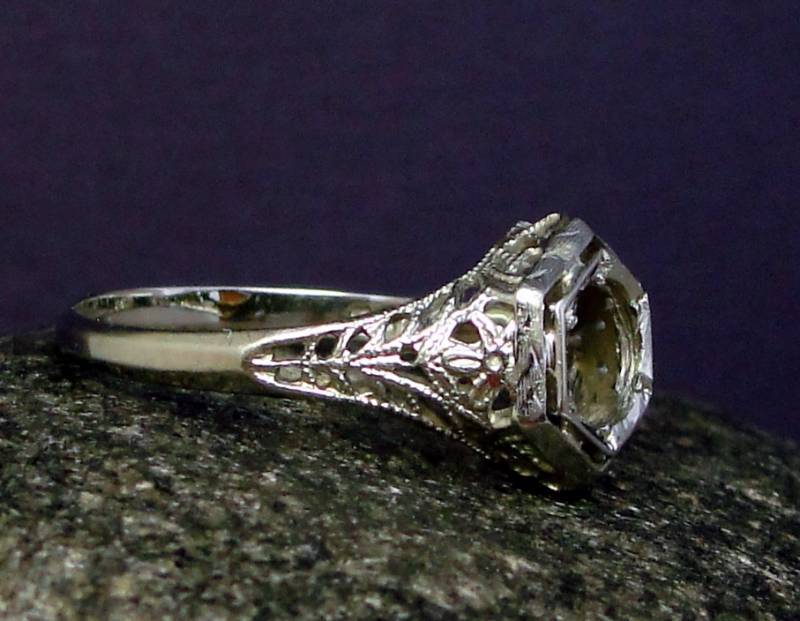 18K Gold Ring Setting