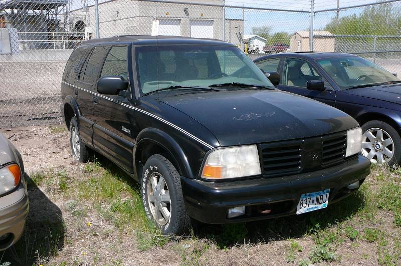 1999 Oldsmobile 4 W Bravado