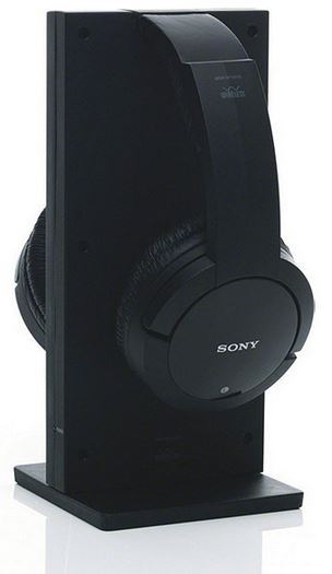 lot 219 image: Sony Noise-Reduction Wireless Headphones