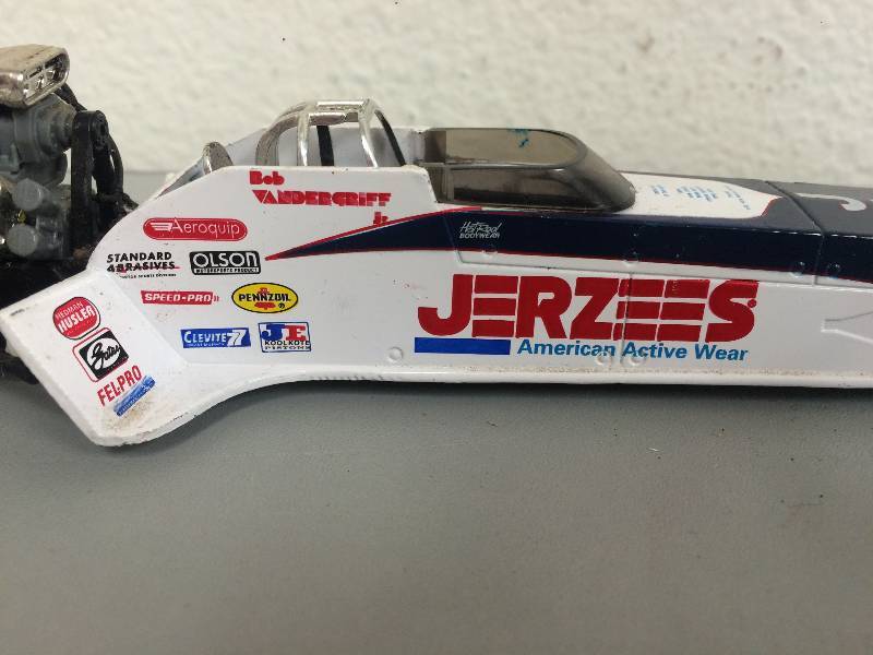 lot 17 image: 1996 Racing Champion NHRA Dragster
