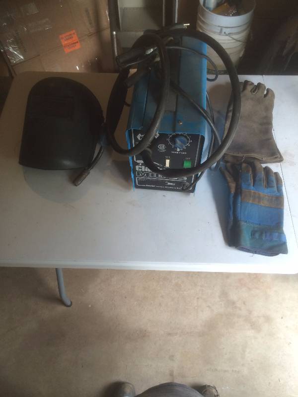 Clark Mig Welder