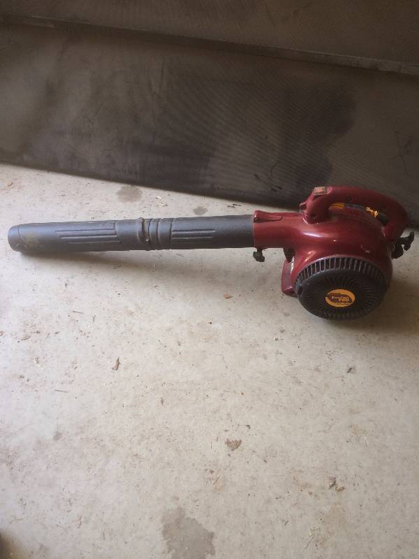Leaf Blower