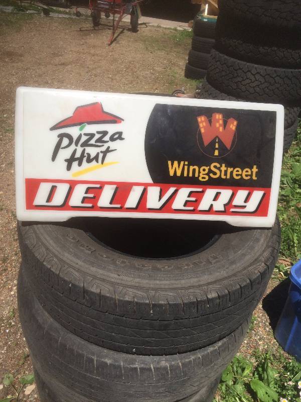 Pizza Hut Cab Light