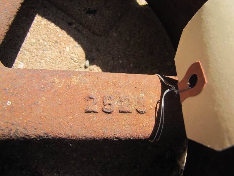 lot 34 image: Iron Pulley #3