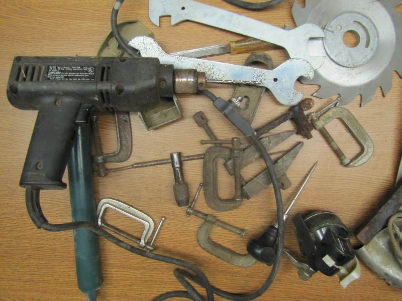 lot 55 image: Box of Misc Tools