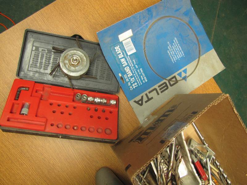 lot 57 image: Box of Drill bits - pipe tools  pipe related items