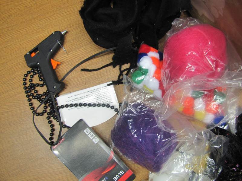 lot 58 image: Bag of Craft Items  Sock Puppets