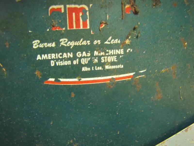 lot 65 image: Portable Gas Grill