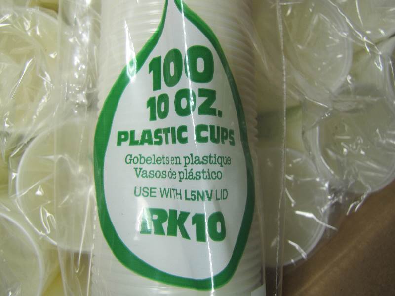 lot 85 image: 1 case of plastic cups