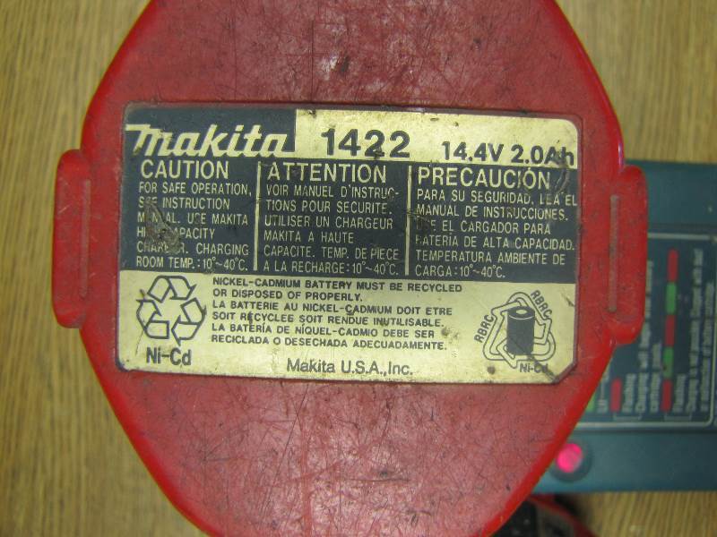 lot 96 image: Makita Battery Chargers & 2 Batteries