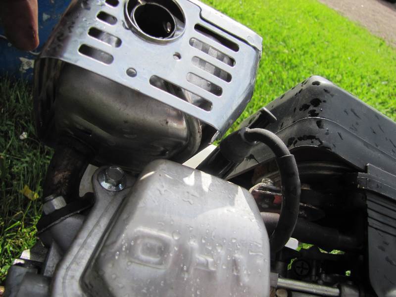 lot 104 image: Honda Engine New 3.5HP