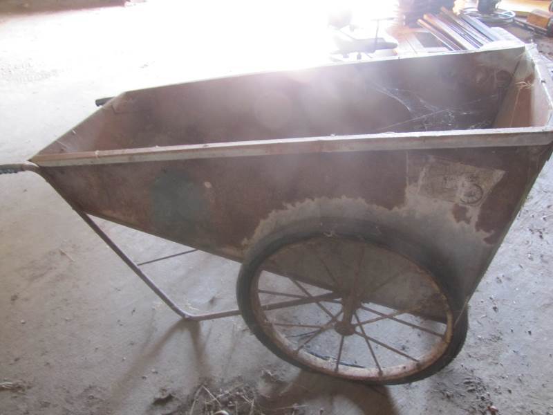 lot 119 image: Silage  hay cart #2
