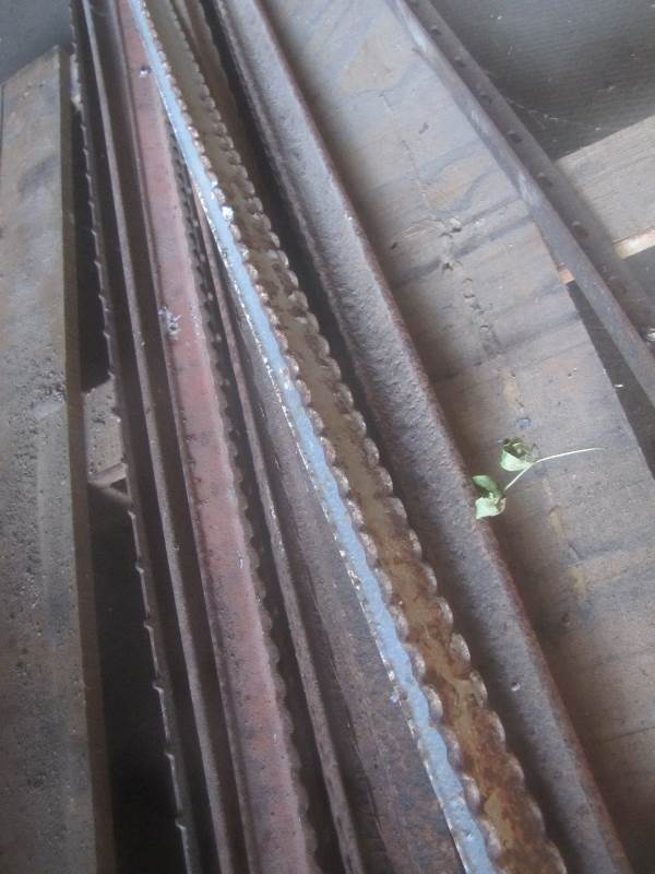 lot 99 image: Steel  Posts