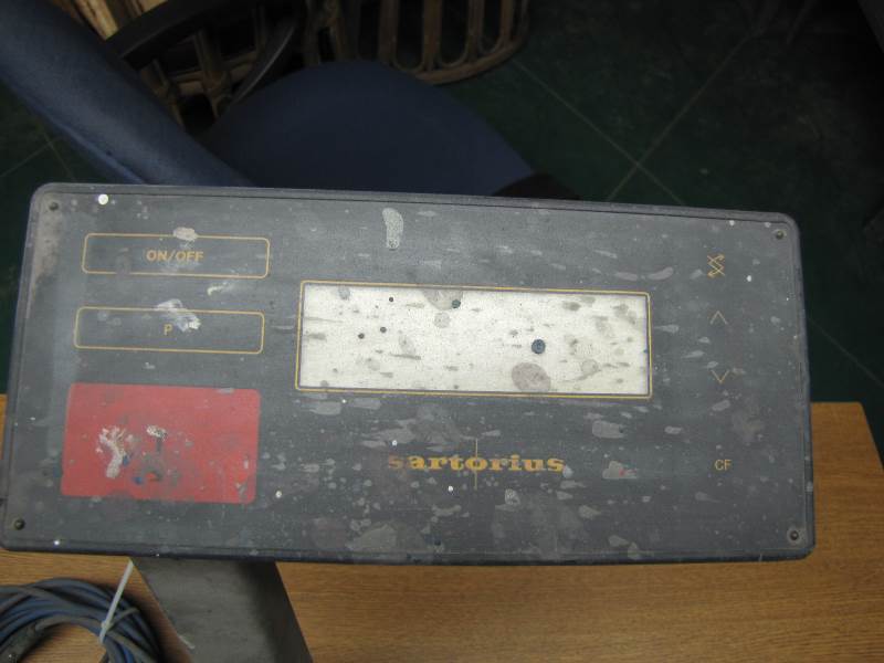 lot 136 image: Grams Scale