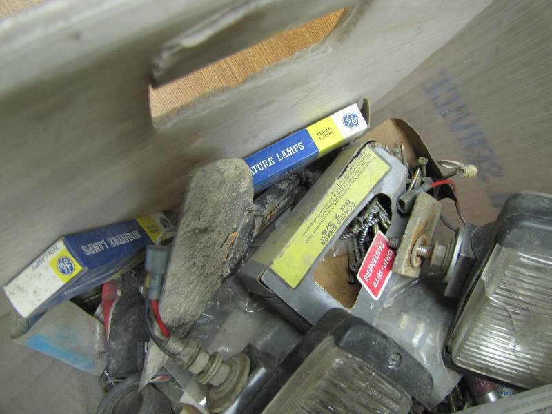 lot 122 image: Various Nails  Shop  Garage items #2