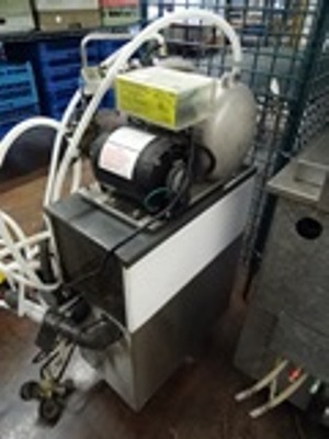 lot 35 image: Carbonator