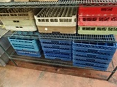 lot 40 image: Dish Racks