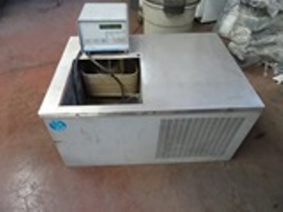 lot 51 image: Recirculator Water bath HeaterChiller