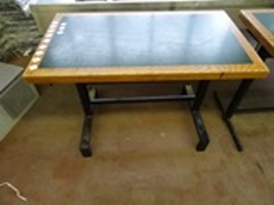 lot 52 image: Table Base