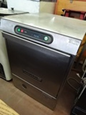 lot 69 image: High temp under counter dishwasher