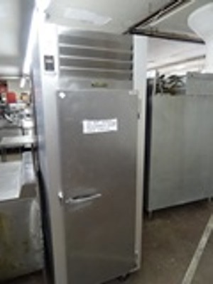 lot 86 image: Refrigerator