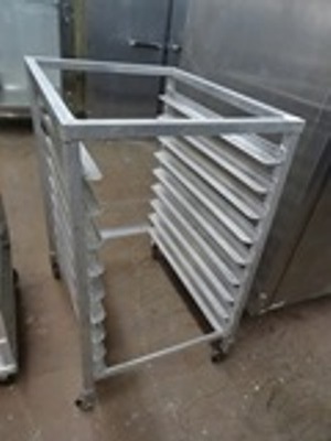 lot 93 image: Tray Rack