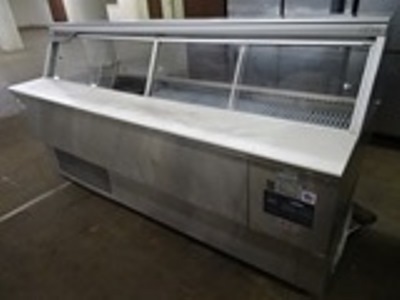 lot 97 image: Deli Case