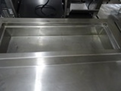 lot 109 image: Refrigerated Prep Station