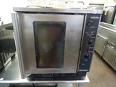 lot 115 image: Convection Oven