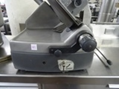 lot 112 image: Hobart Slicer