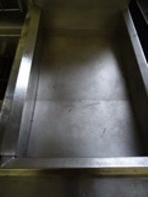 lot 125 image: Deep Fryer & Fry HolderWarmer