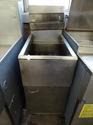 lot 126 image: Deep Fryer